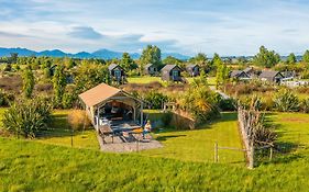 Appleby House & Rabbit Island Huts